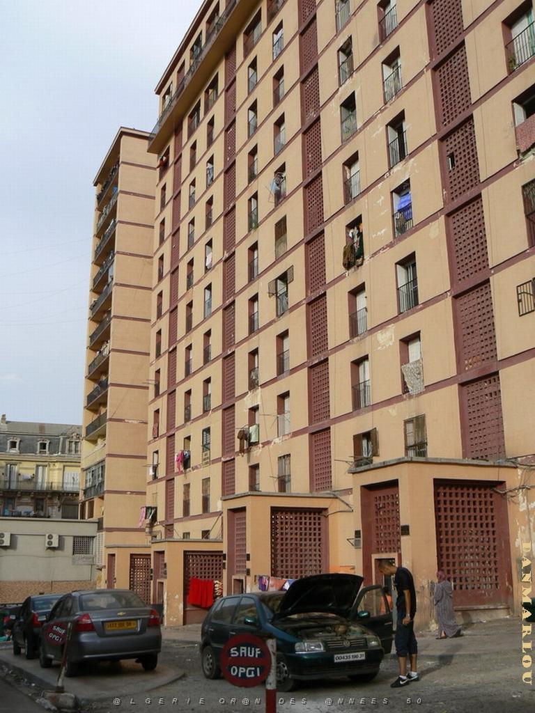 Cite Lescure 21 .jpg